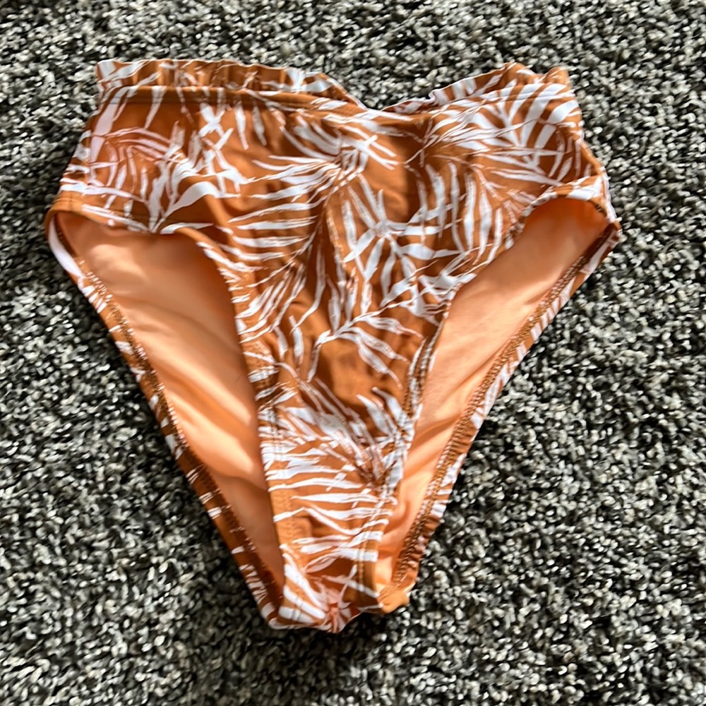 high waisted bottoms